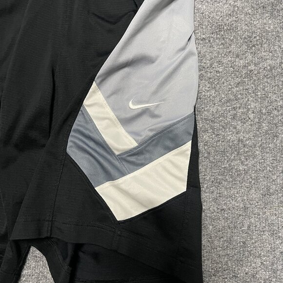 Y2K Nike Dri-Fit Mens Athletic Shorts L Black & Gray With Elastic Waistband - Picture 3 of 8